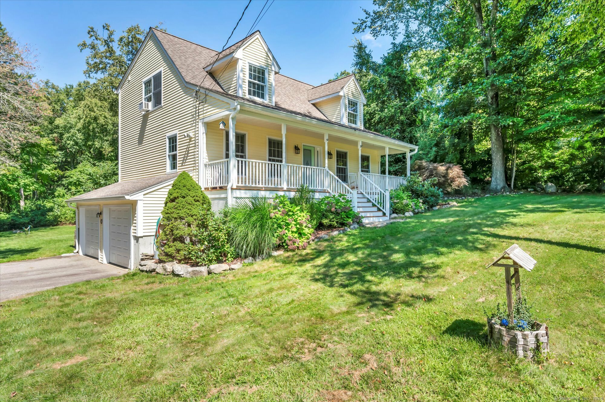 Property Photo:  42 Hope Valley Road  CT 06231 