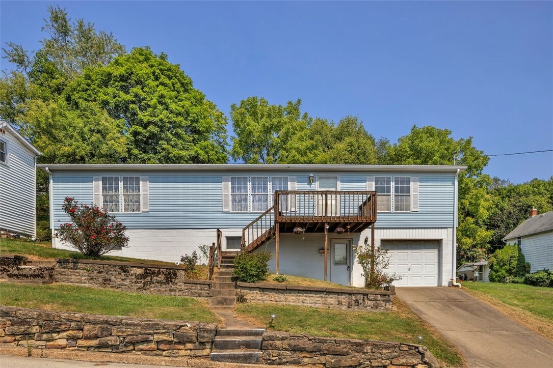 Property Photo:  423 Penn Ave  PA 15656 