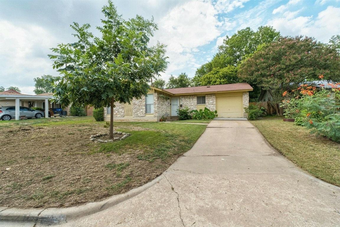 Property Photo:  2508 Little John Lane  TX 78704 