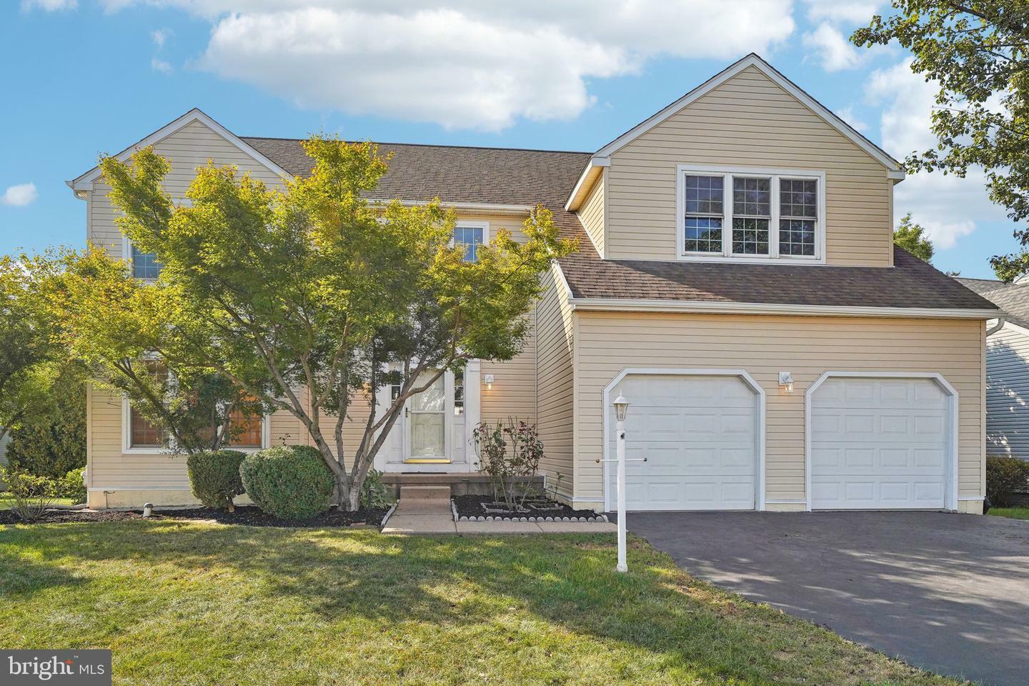 Property Photo:  103 Cambridge Way  PA 19438 