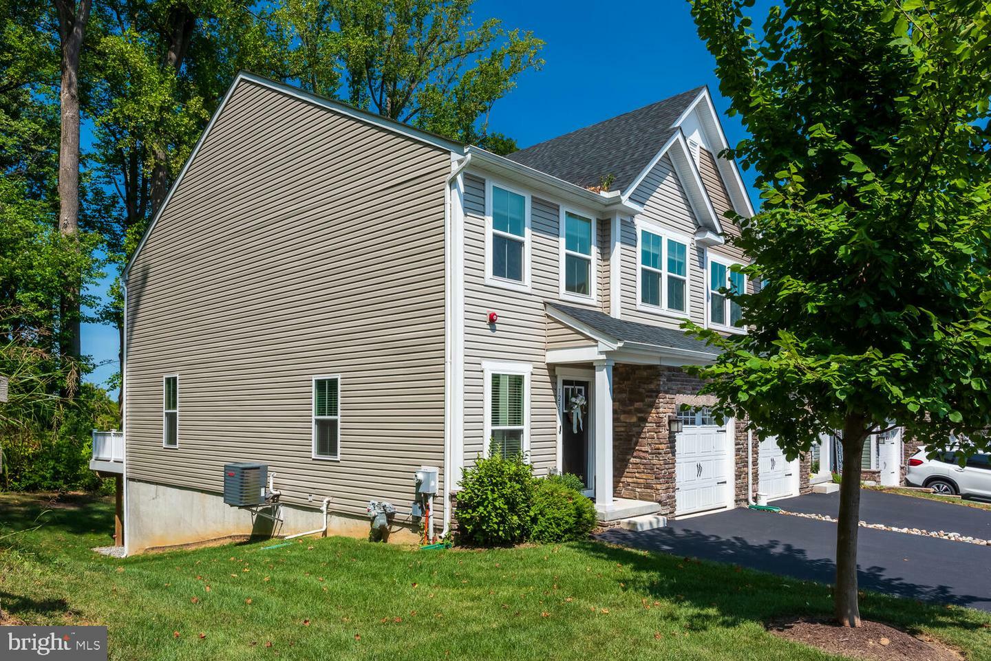 Property Photo:  1231 Benjamin Drive  PA 19348 