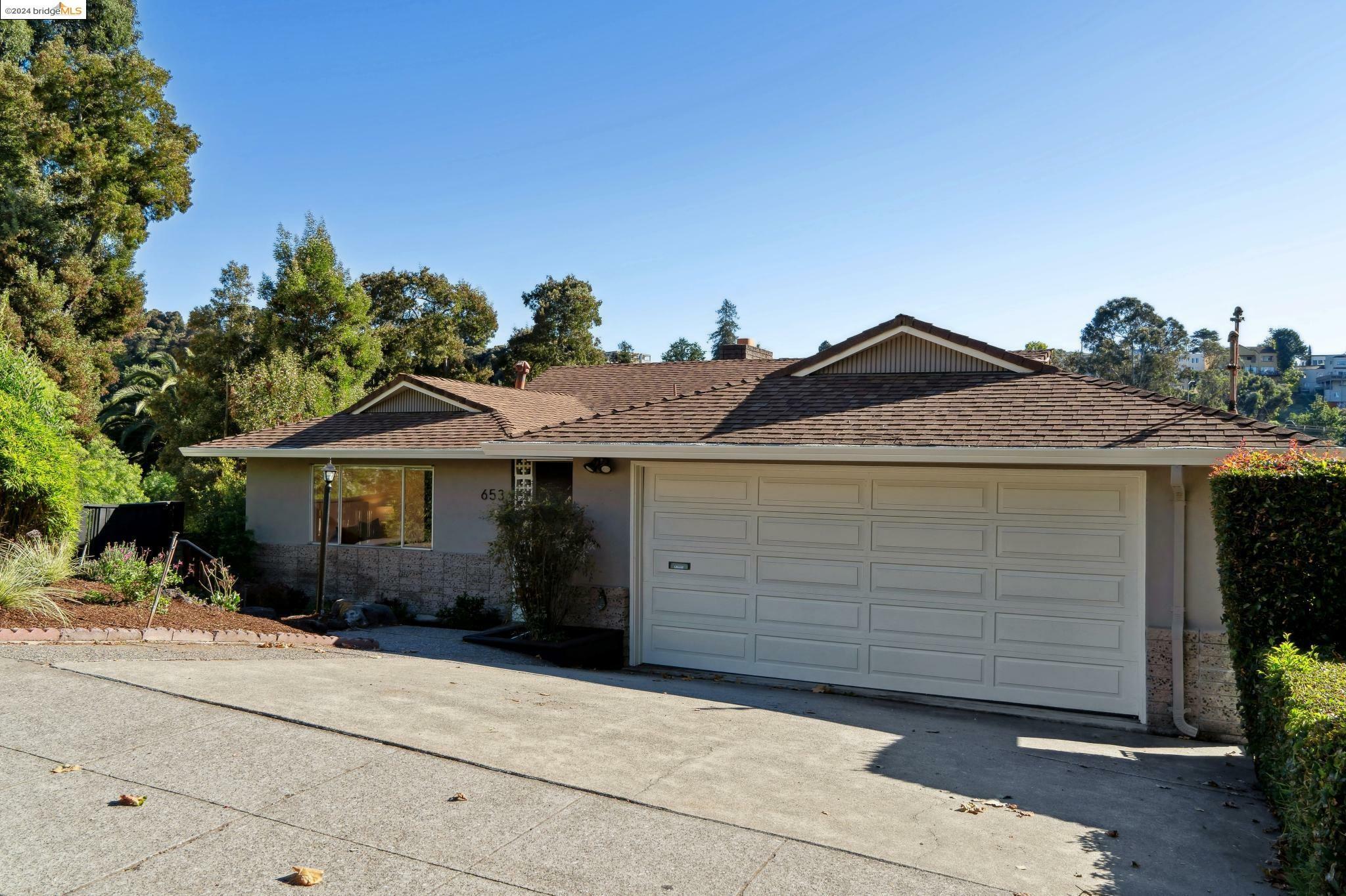 Property Photo:  653 Longridge Rd  CA 94610 