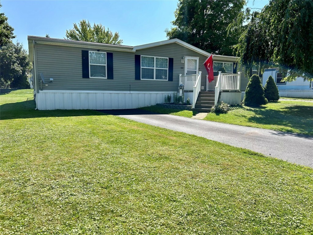 Property Photo:  150 Honeybrook Circle E  PA 16417 