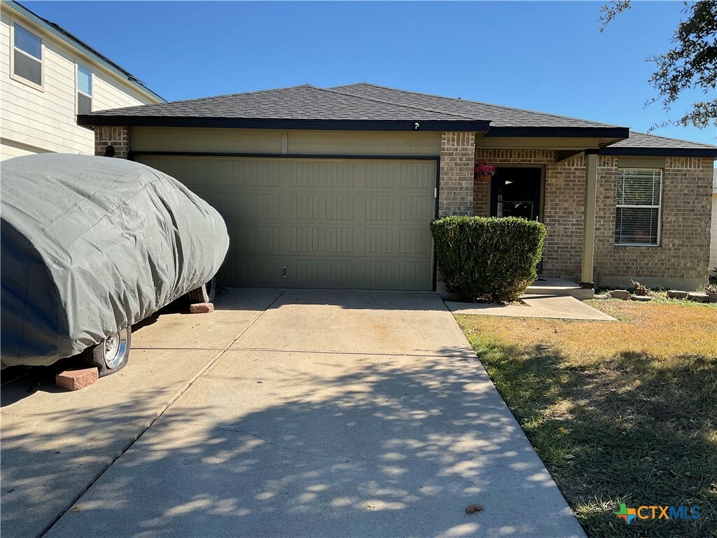 Property Photo:  6605 Griffith Loop  TX 76549 