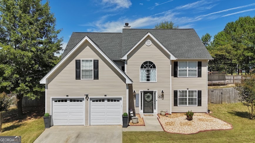 Property Photo: 509 Tori Court GA 30268