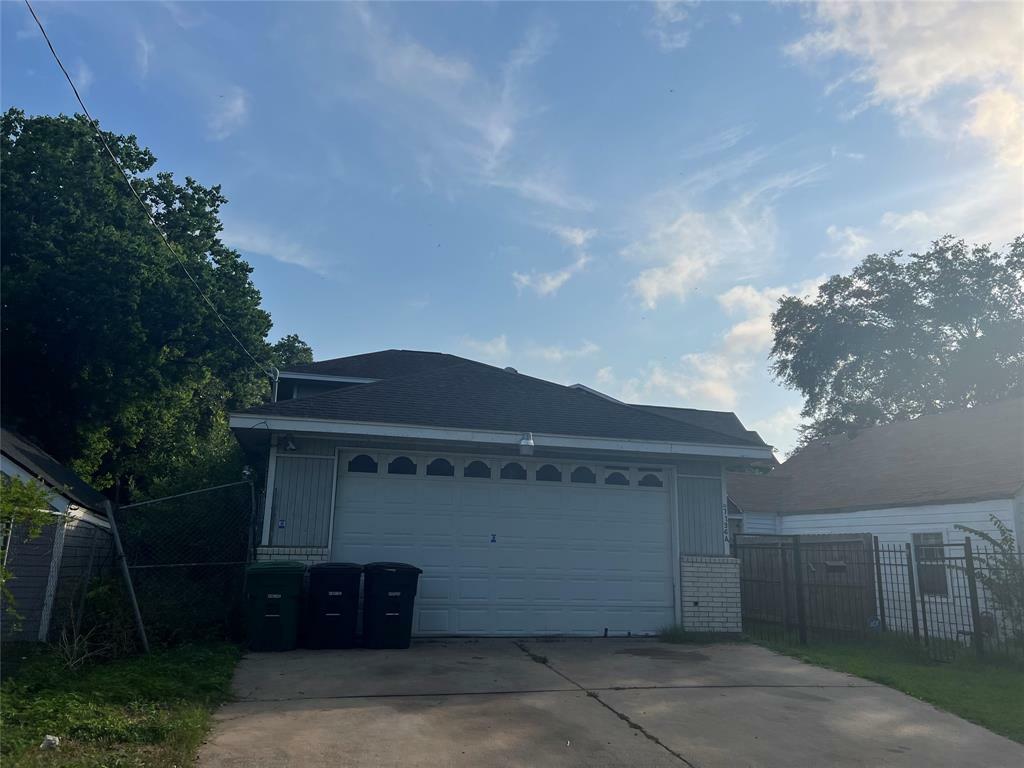 Property Photo:  7136 Eastwood Street  TX 77021 