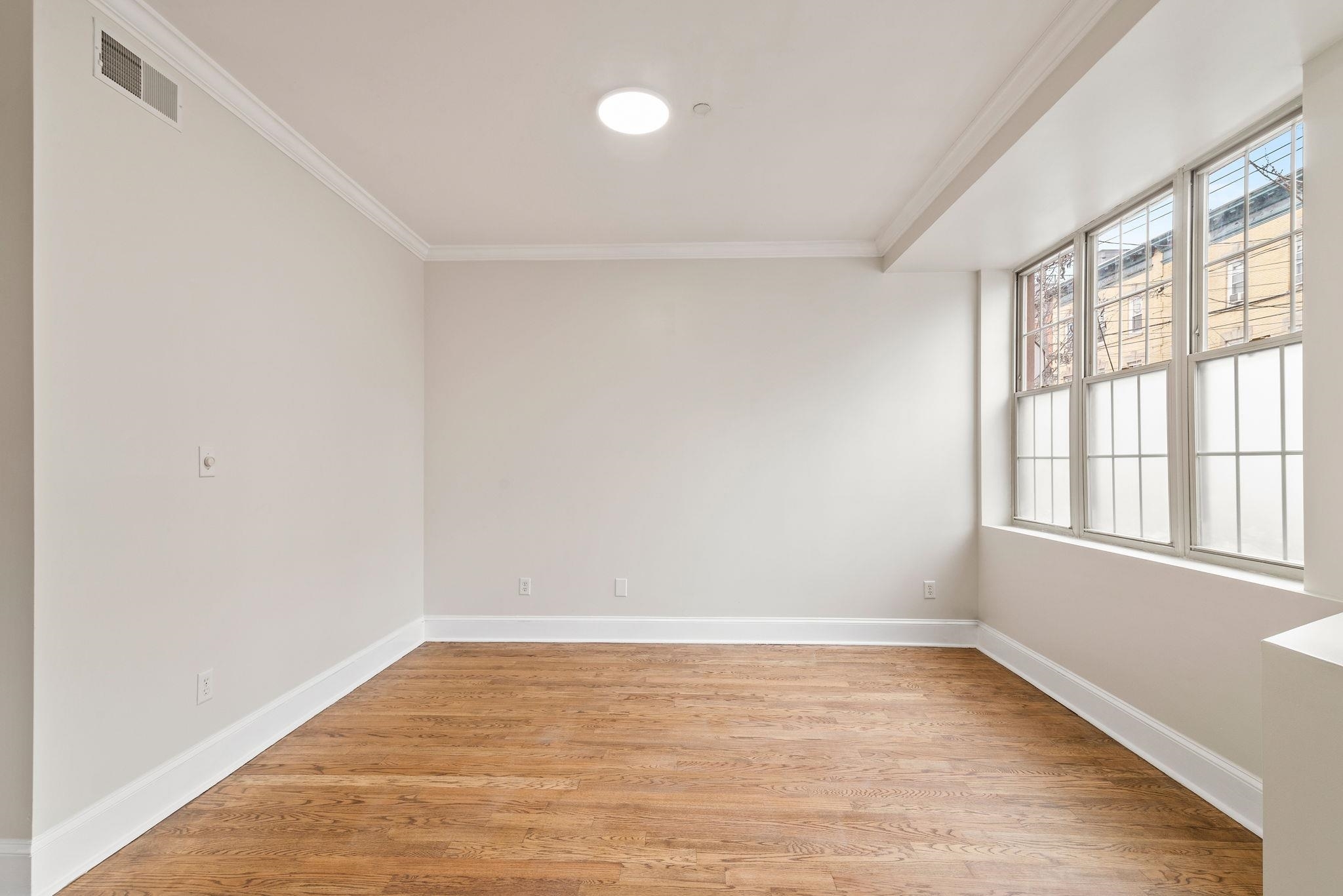 Property Photo:  118 Brunswick St 1  NJ 07302 