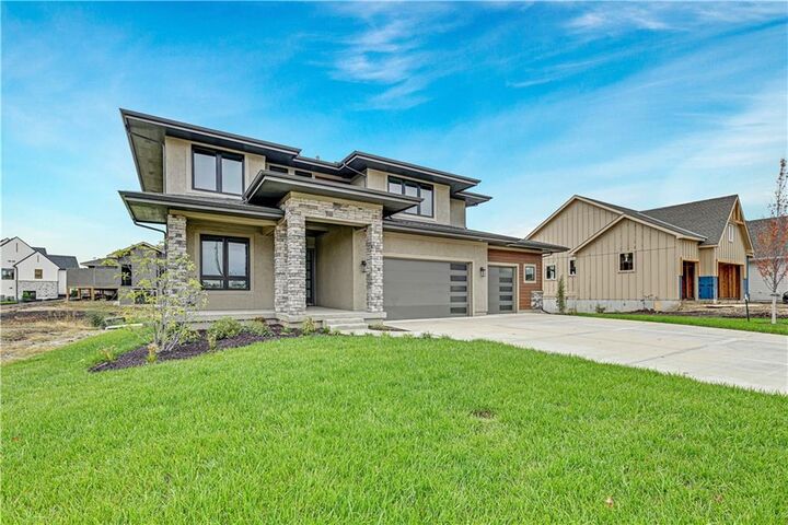 Property Photo:  17316 Earnshaw Street  KS 66221 