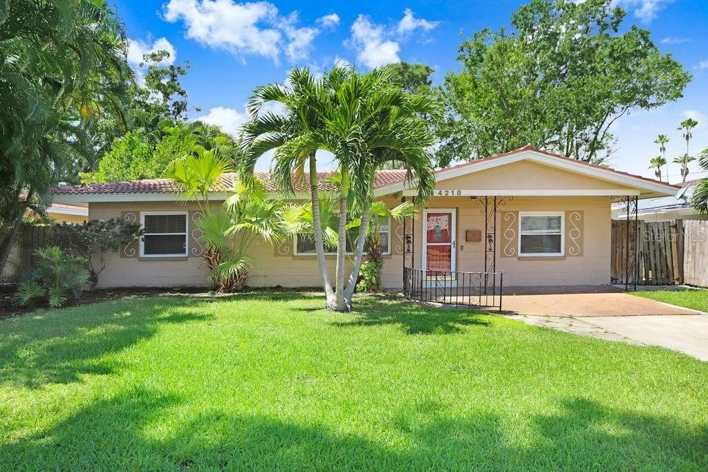 Property Photo:  4218 Carson Street NE  FL 33703 