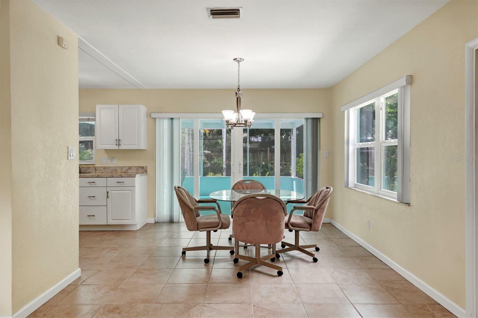 Property Photo:  2732 Tangelo Drive  FL 34239 