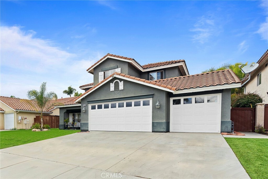 Property Photo:  40029 Coliseum Way  CA 92562 