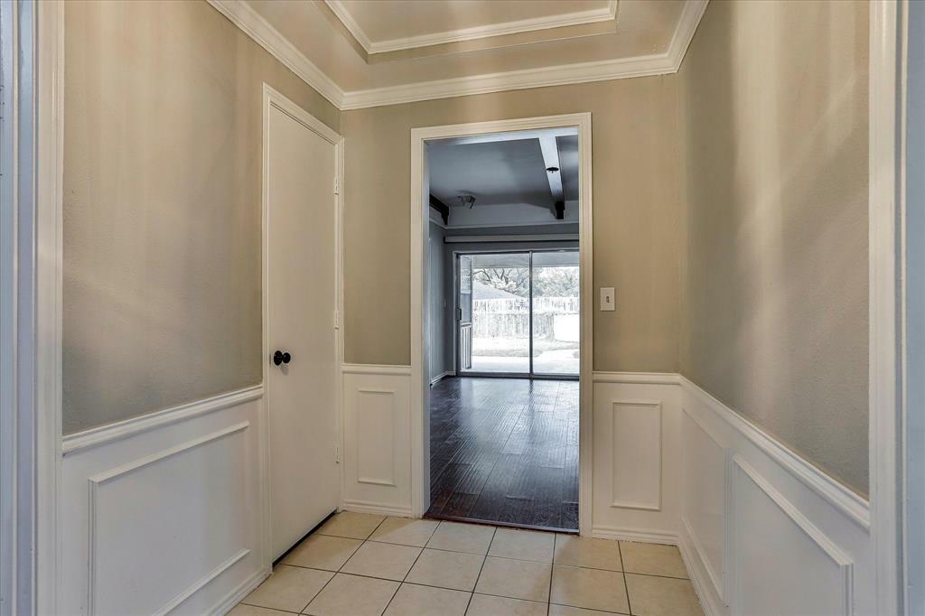 Property Photo:  1705 Queensborough Drive  TX 76015 