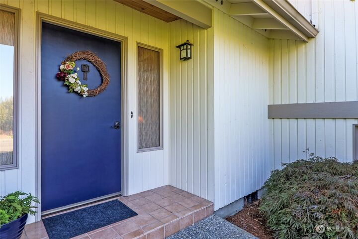 Property Photo: 9913 NE 202nd Street WA 98011