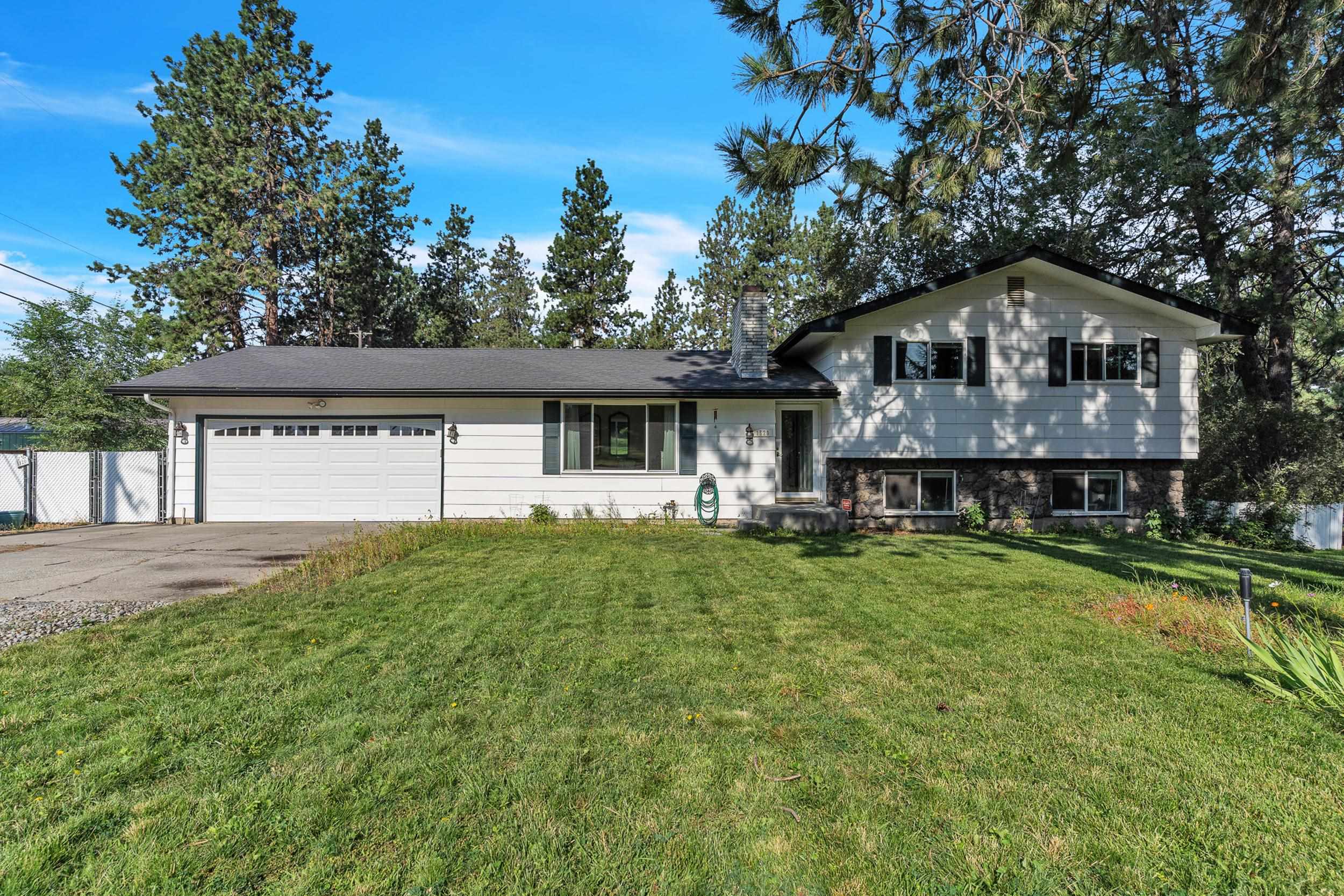 Property Photo:  1520 S Dyer Rd  WA 99212 