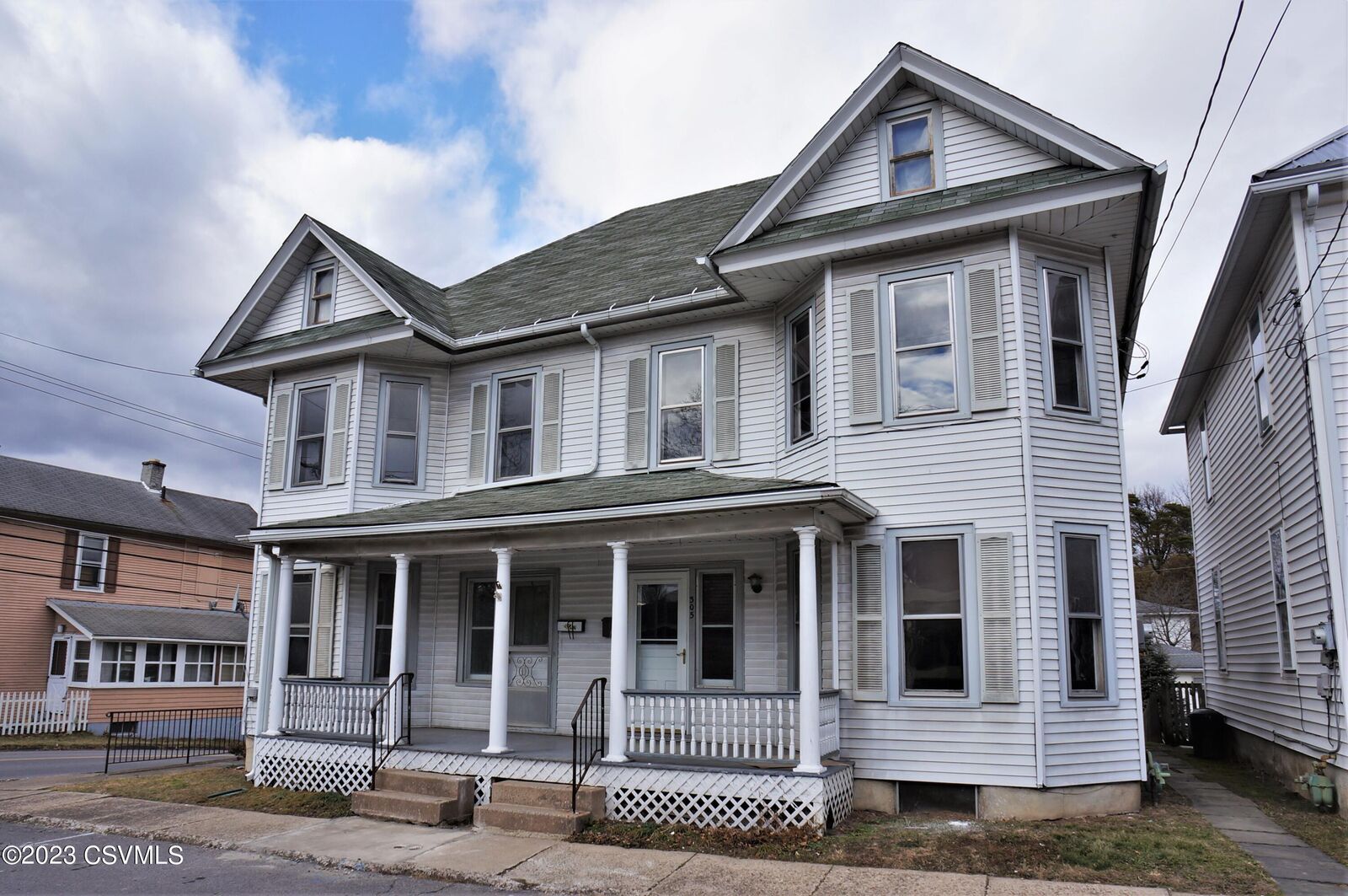 Property Photo:  305 Walnut Street  PA 17847 