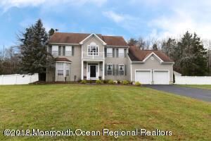Property Photo:  