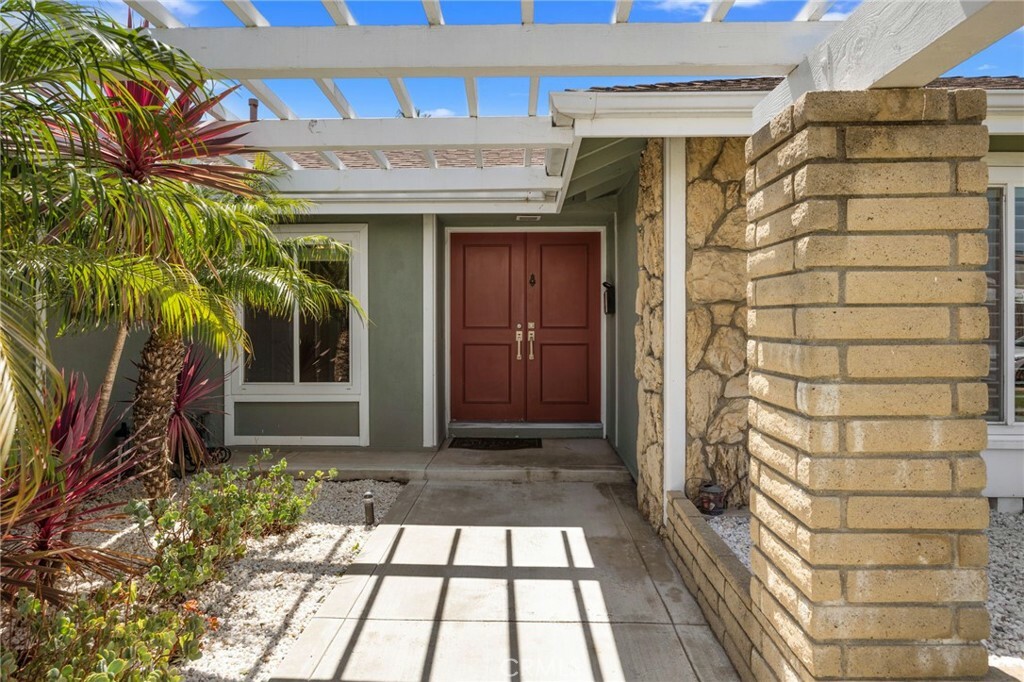 Property Photo:  8572 Sable Drive  CA 92646 