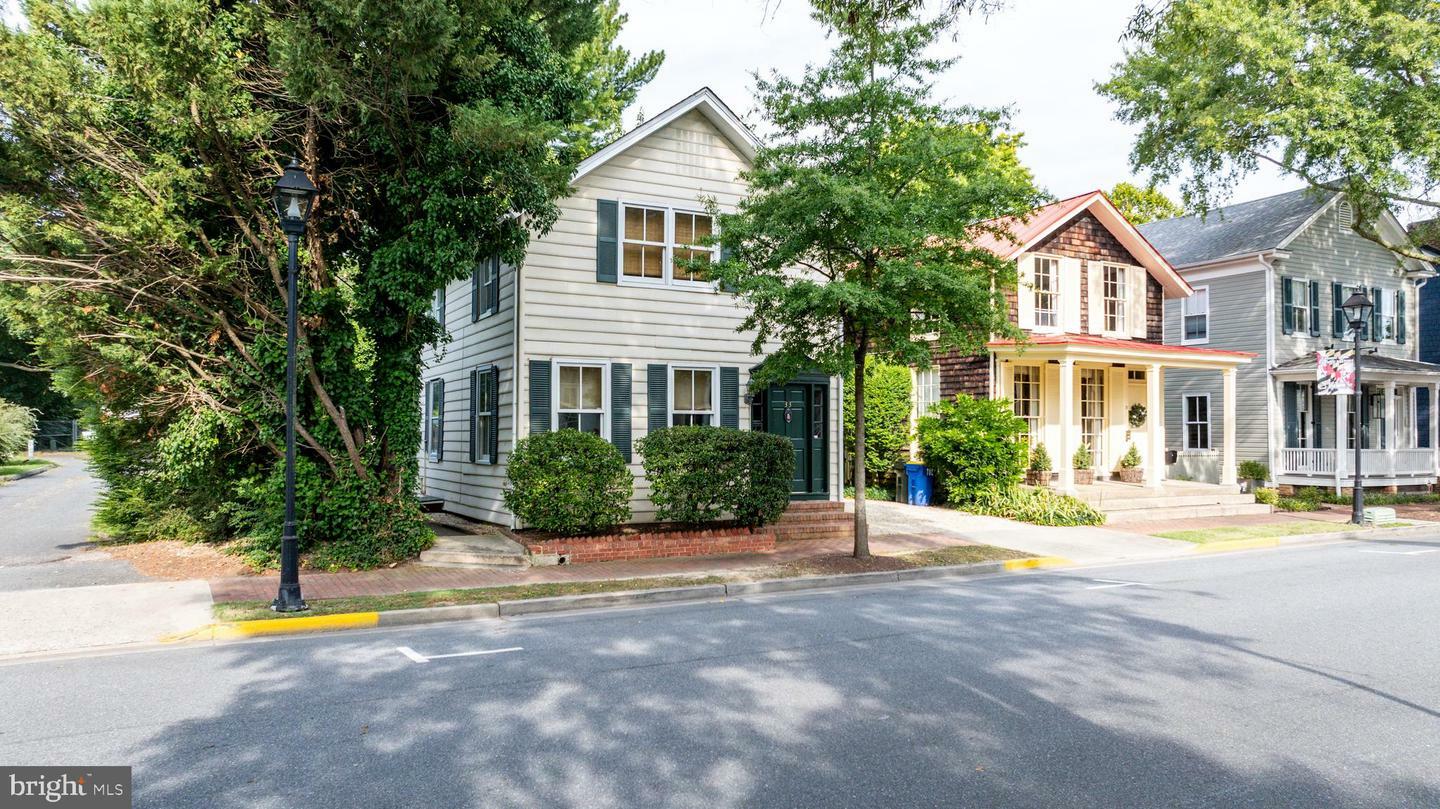 Property Photo:  33 S Harrison Street  MD 21601 