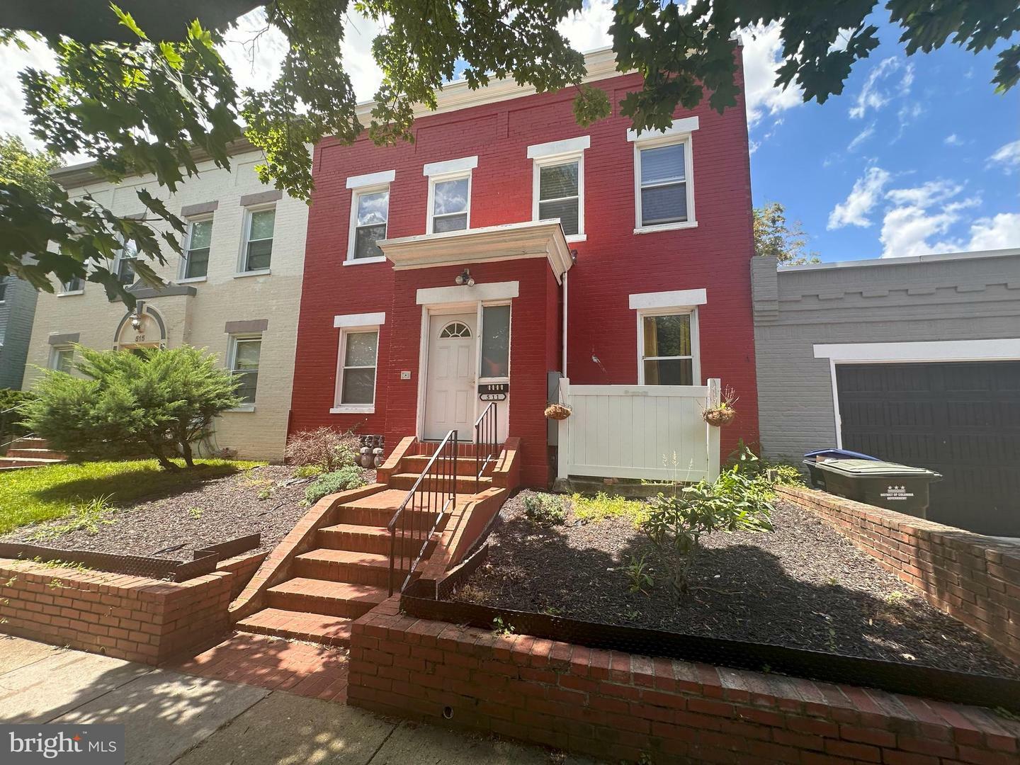 Property Photo: 511 16th Street SE DC 20003