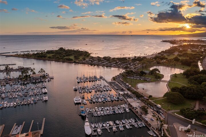 Property Photo:  1600 Ala Moana Boulevard 2804  HI 96815 