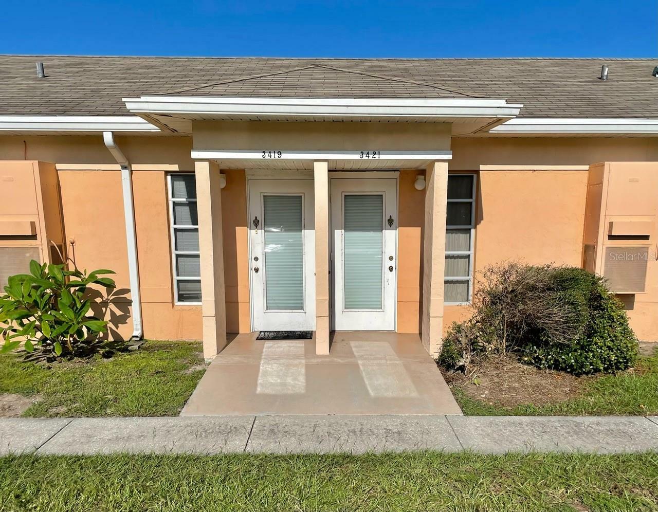 Property Photo:  3421 Club Circle  FL 33854 