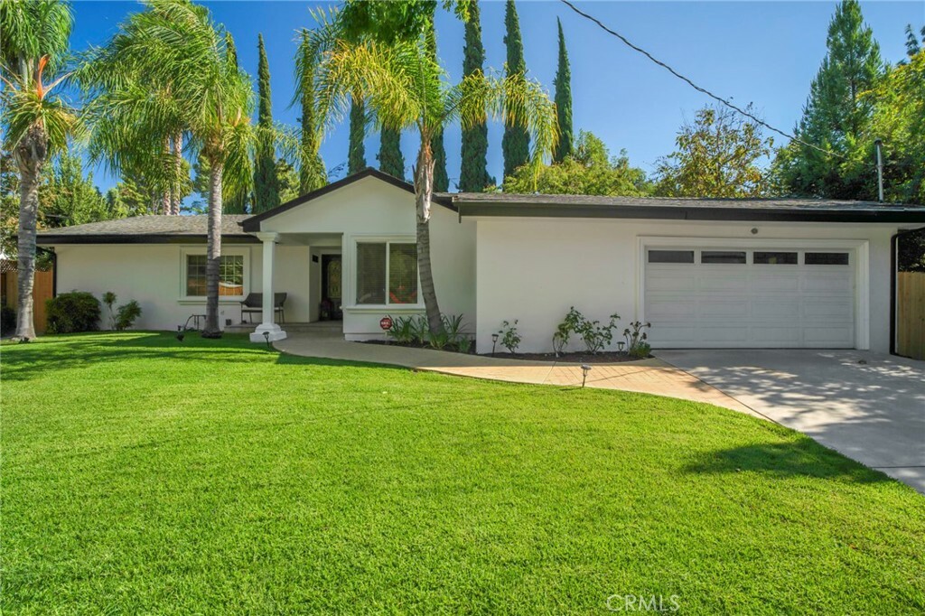 Property Photo:  24100 Philiprimm Street  CA 91367 