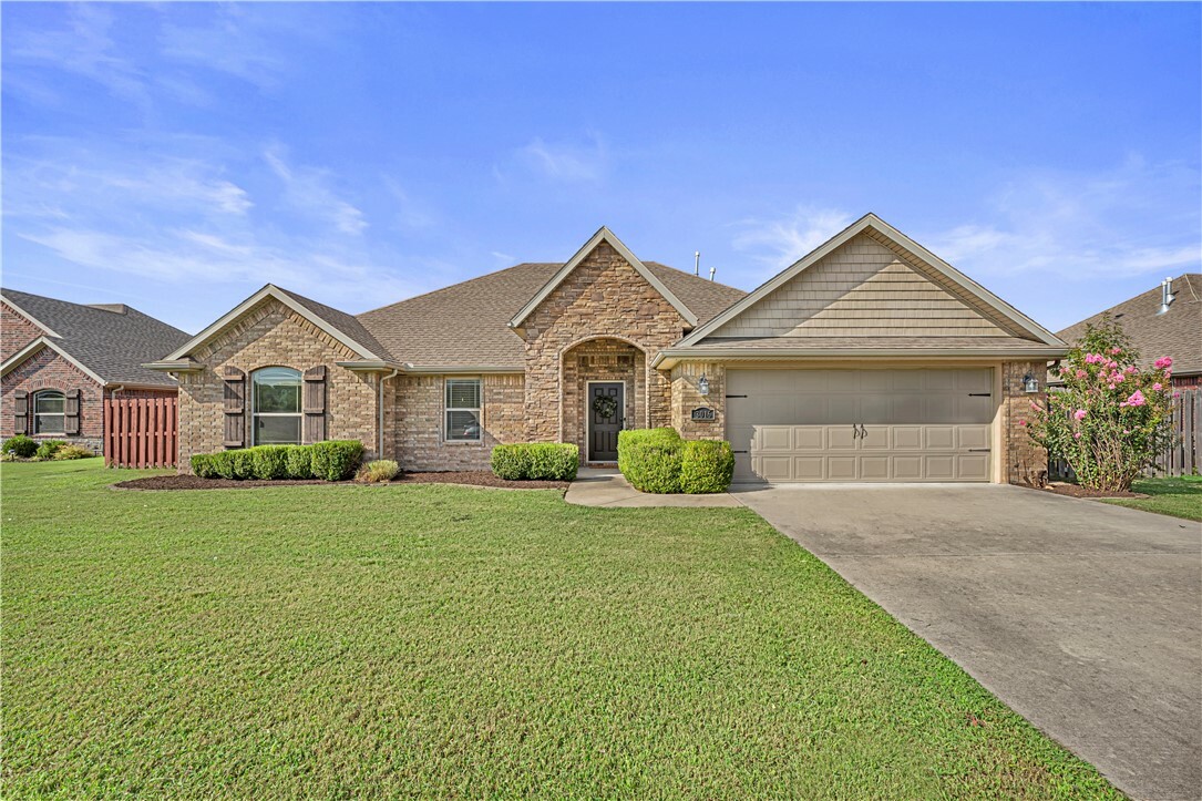 Property Photo:  3016 W Topaz Drive  AR 72704 