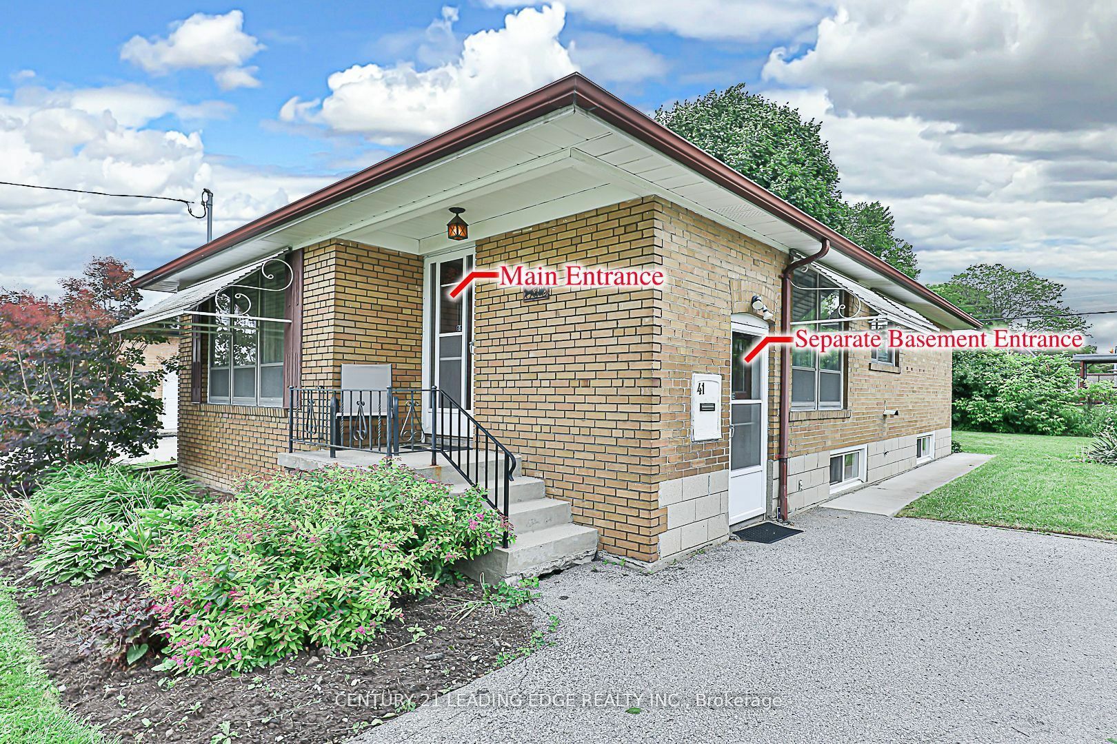 Property Photo:  41 Brenda Cres  ON M1K 3C5 