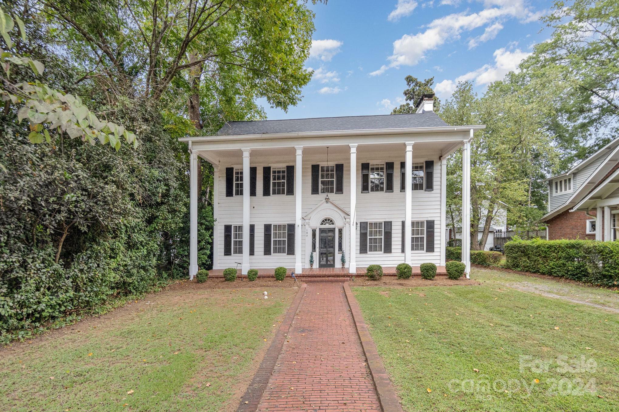 Property Photo:  180 Union Street N  NC 28025 