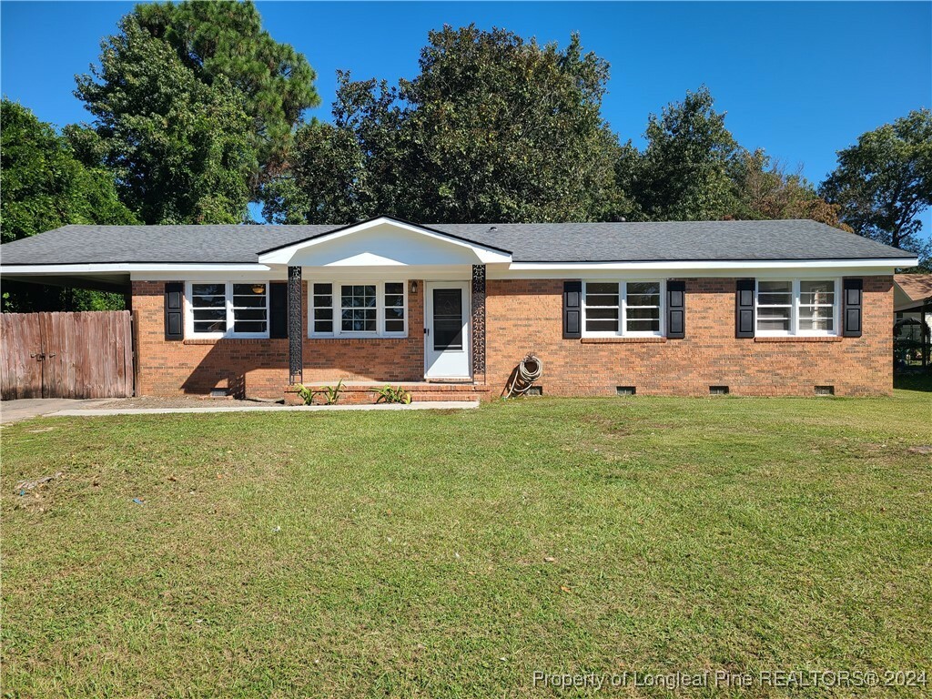 Property Photo:  1505 Grandview Drive  NC 28314 