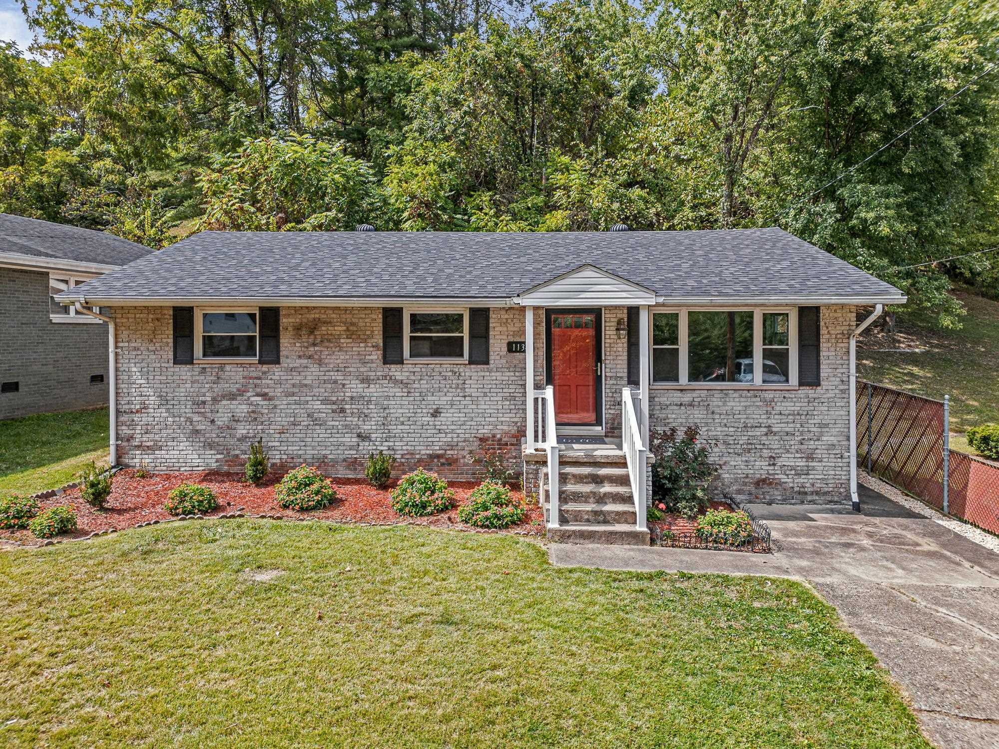 Property Photo: 1134 N Jefferson Drive WV 25701
