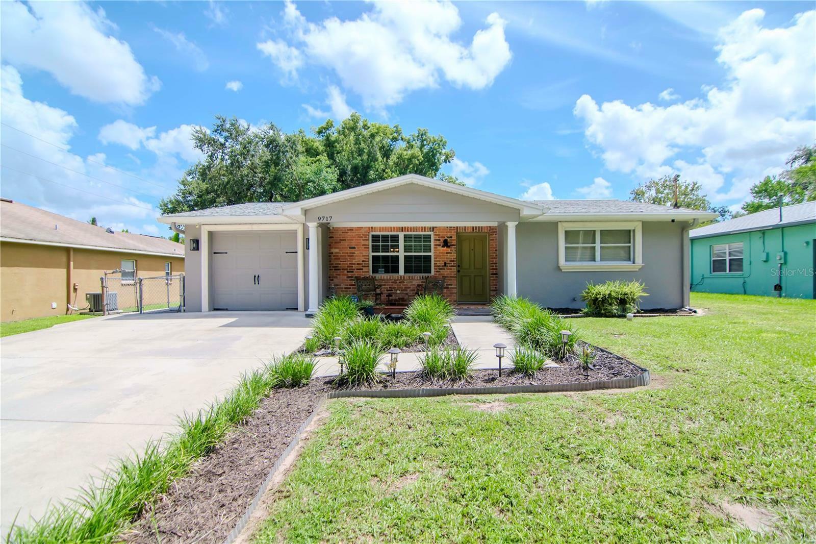 Property Photo:  9717 N Rome Avenue  FL 33612 