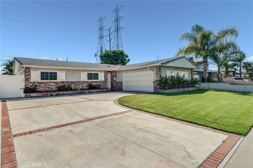 Property Photo:  16722 Lucia Lane  CA 92647 