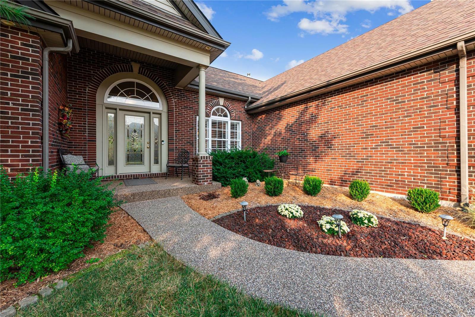 Property Photo:  308 Yorktown Square Court  MO 63303 