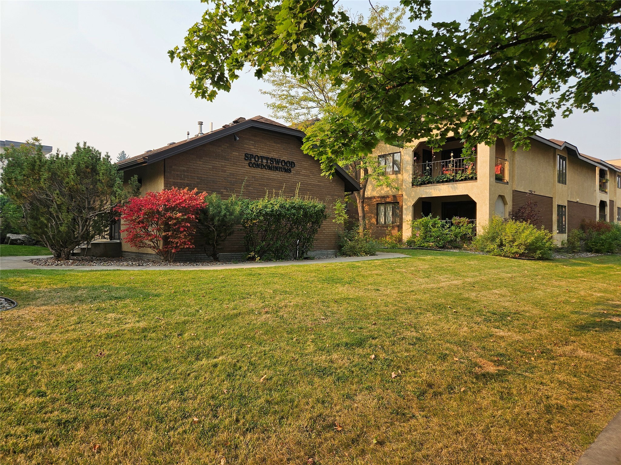 Property Photo: 225 Eddy Avenue MT 59801