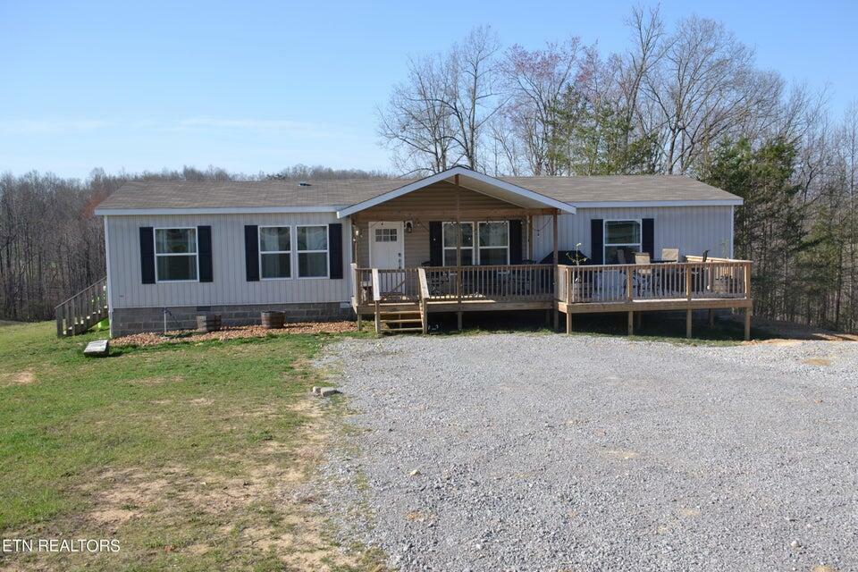 1033 Flynns Cove Road  Crossville TN 38572 photo