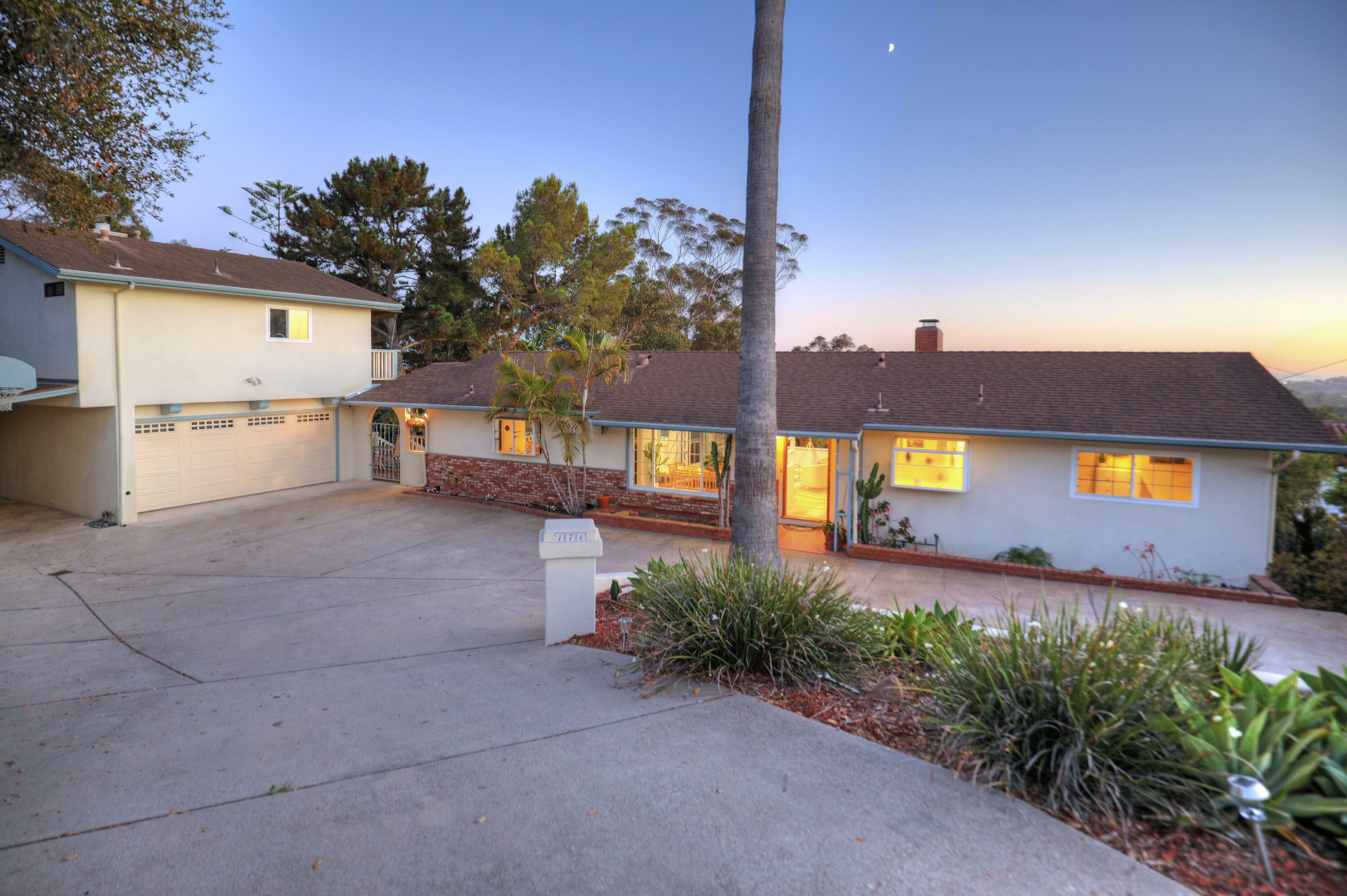 Property Photo:  171 Alameda Padre Serra  CA 93105 