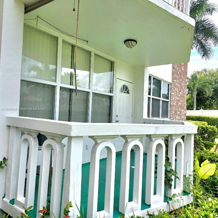 Property Photo:  3181 S Ocean Dr 104  FL 33009 