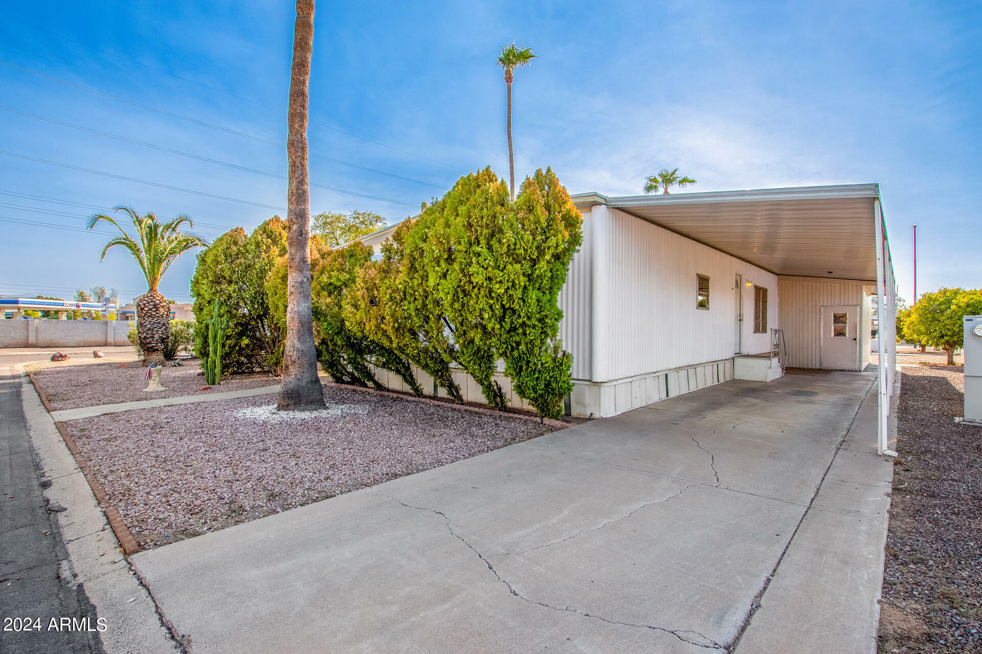 Property Photo:  2650 W Union Hills Drive 114  AZ 85027 