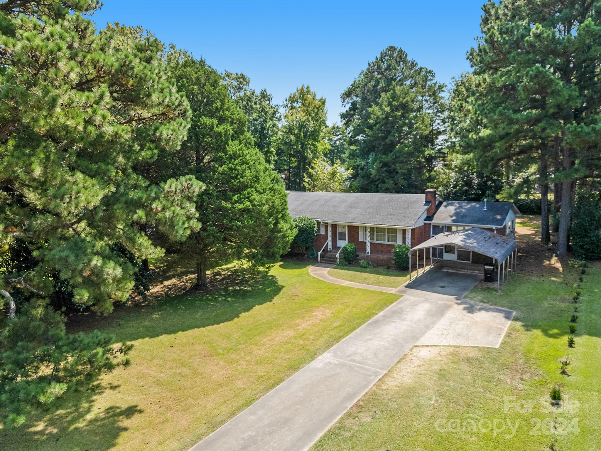 Property Photo:  1423 Ebinport Road  SC 29732 