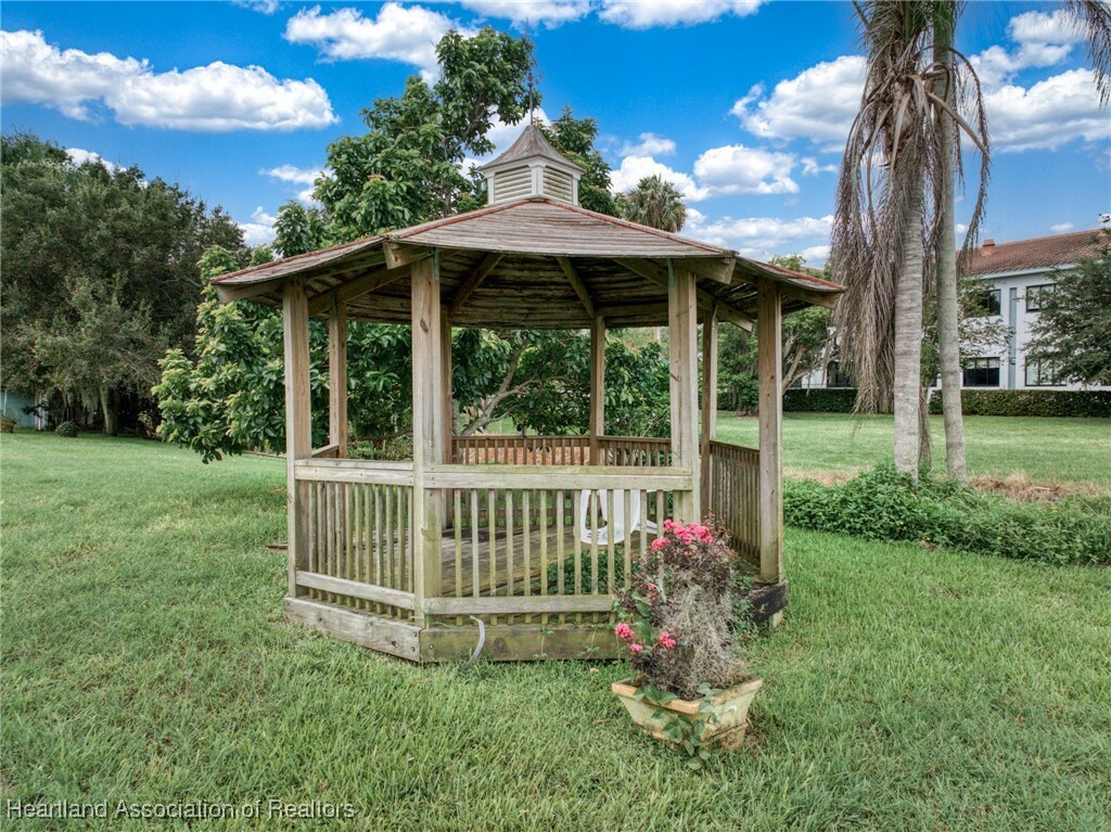 Property Photo:  1074 Lake Sebring Drive  FL 33870 