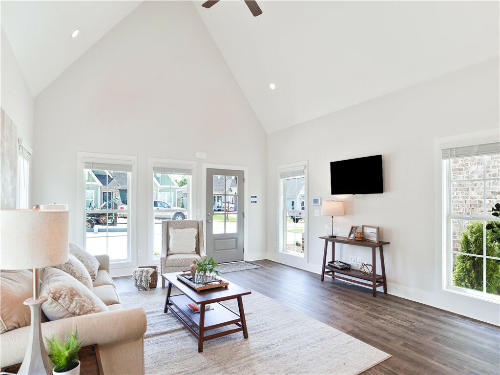 Property Photo: 1286 Hidden Den Trail AL 36801