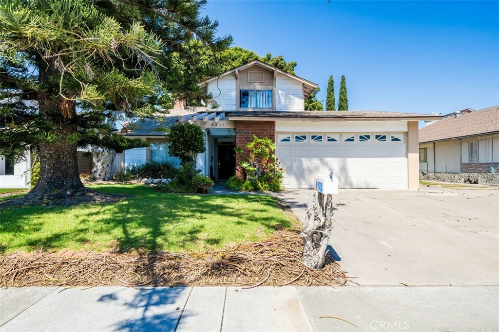 Property Photo:  8411 Norfolk Drive  CA 92646 