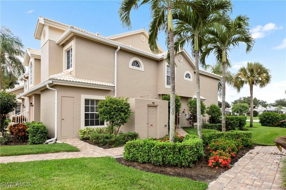 Property Photo:  13601 Worthington Way 1206  FL 34135 