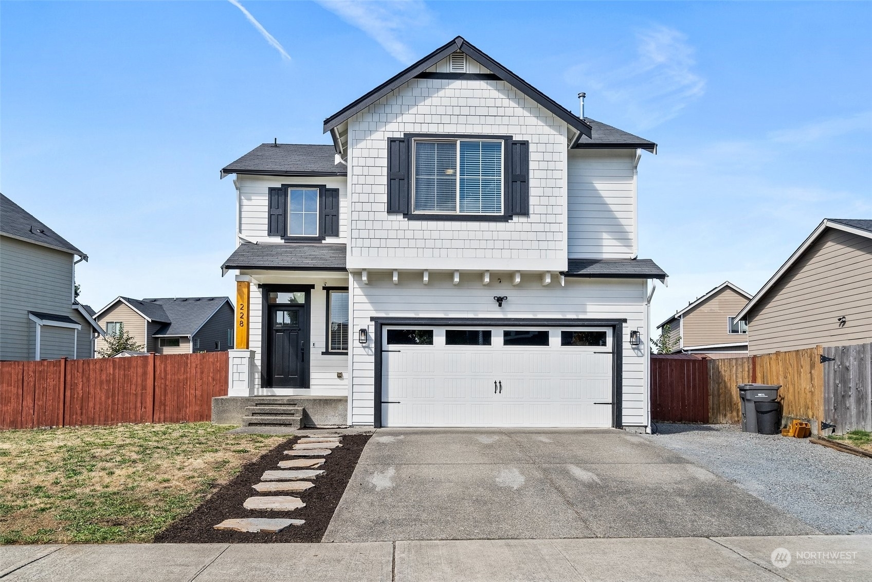 Property Photo:  228 Otter Drive  WA 98047 