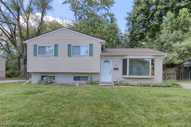 Property Photo:  1671 Foley Avenue  MI 48198 