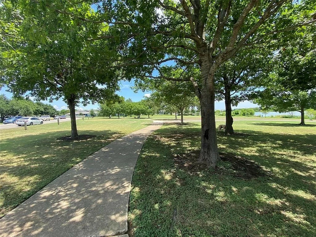 Property Photo:  1004 Horseman Cove  TX 78665 