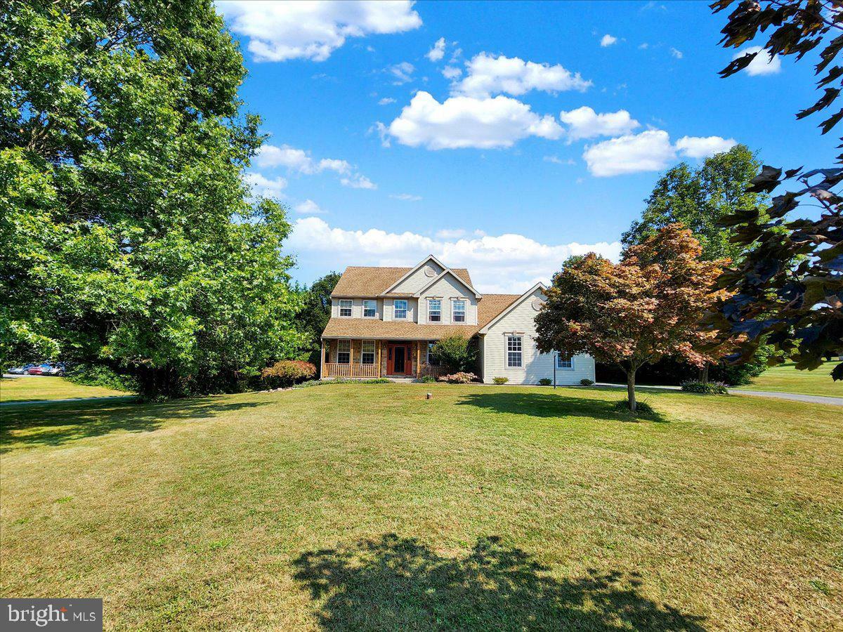 Property Photo:  27 Glennola Drive  PA 19540 