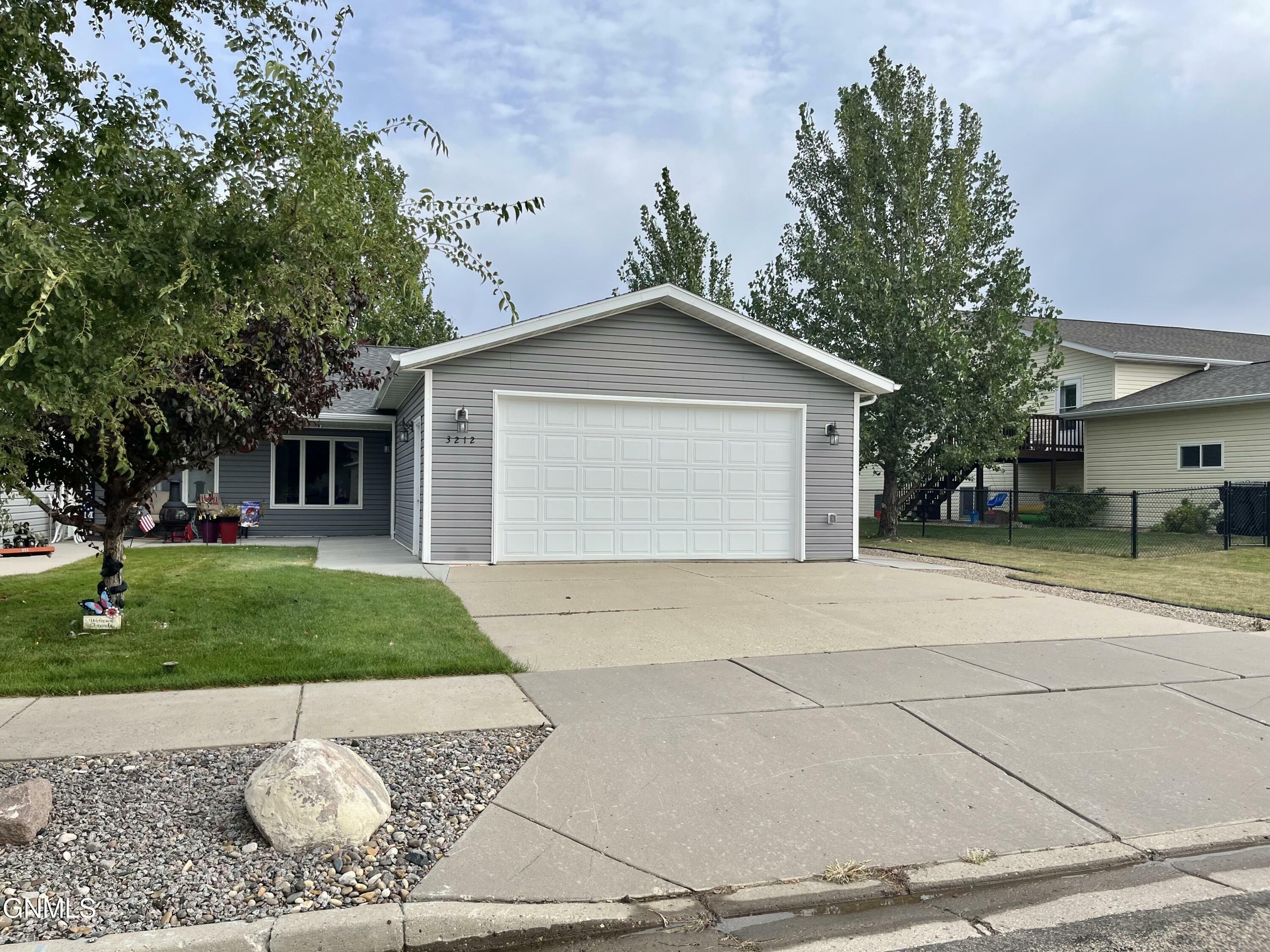 Property Photo:  3212 Crimson Street NW  ND 58554 