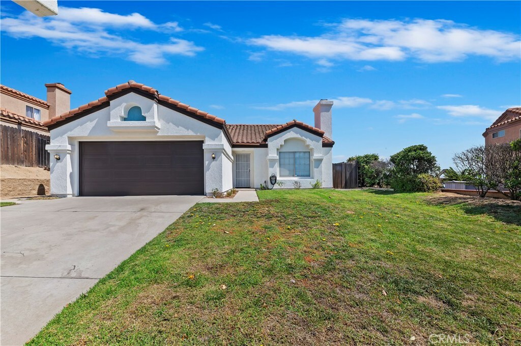 Property Photo:  11860 Barclay Drive  CA 92557 